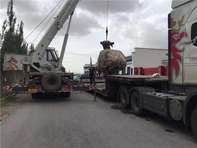 治多县狭窄场地（如小区、车间）适合用哪种吊车？